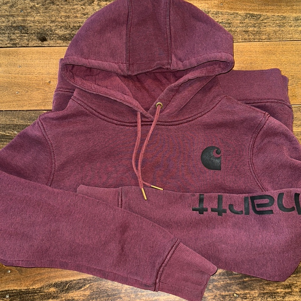 Women’s carhartt hoodie